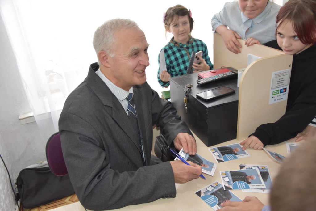 ХУДОЖНИК МУЗЫКИ И СЛОВА